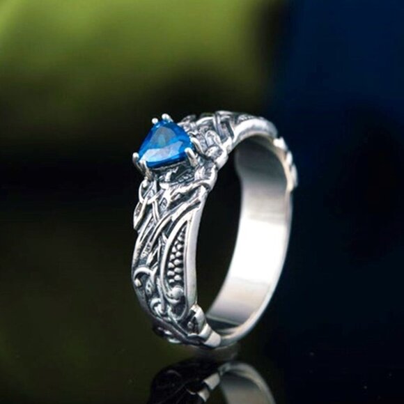 💍 High Quality Carved Dainty Triangle Blue Stone Ring for Women, PD613 - Picture 1 of 8